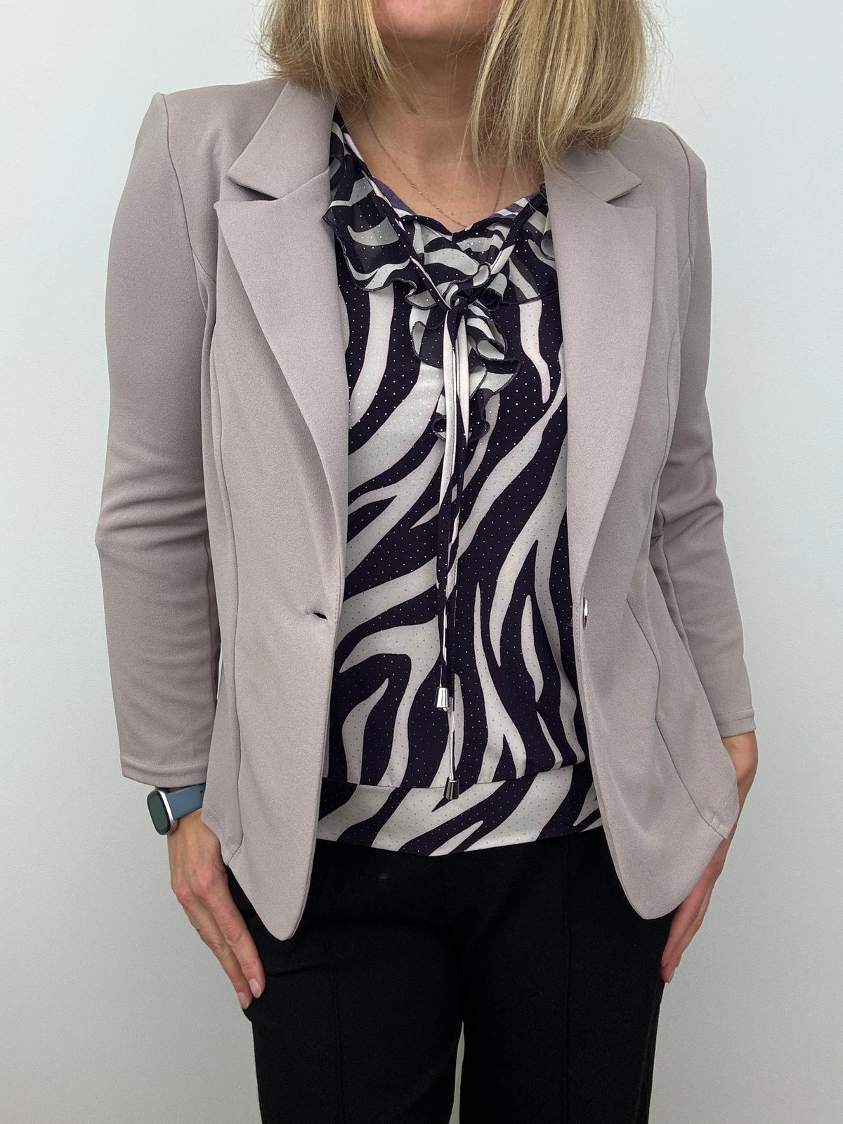 Mink pink fabric jacket with lapel collar