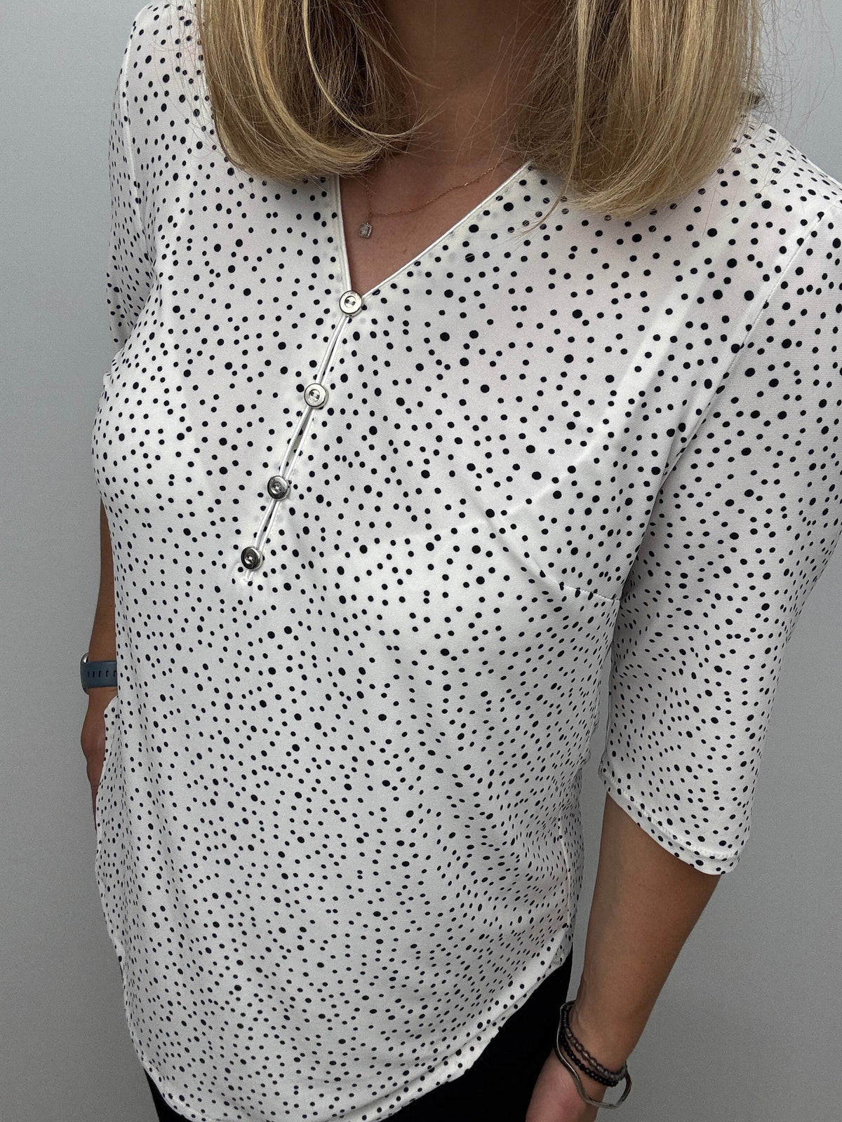 PAULA button-detail V-neck top
