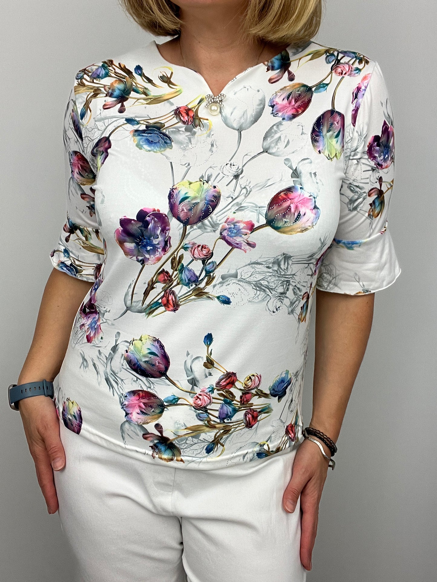Alicia floral bloom top