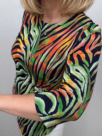 TRACEY round neck top with dipped hem