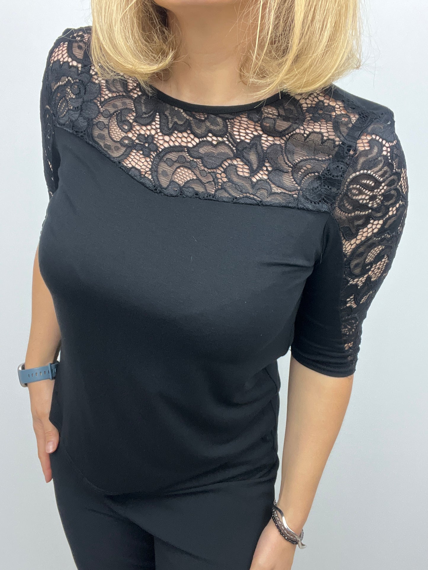 CHANTELLE black top with lace panel