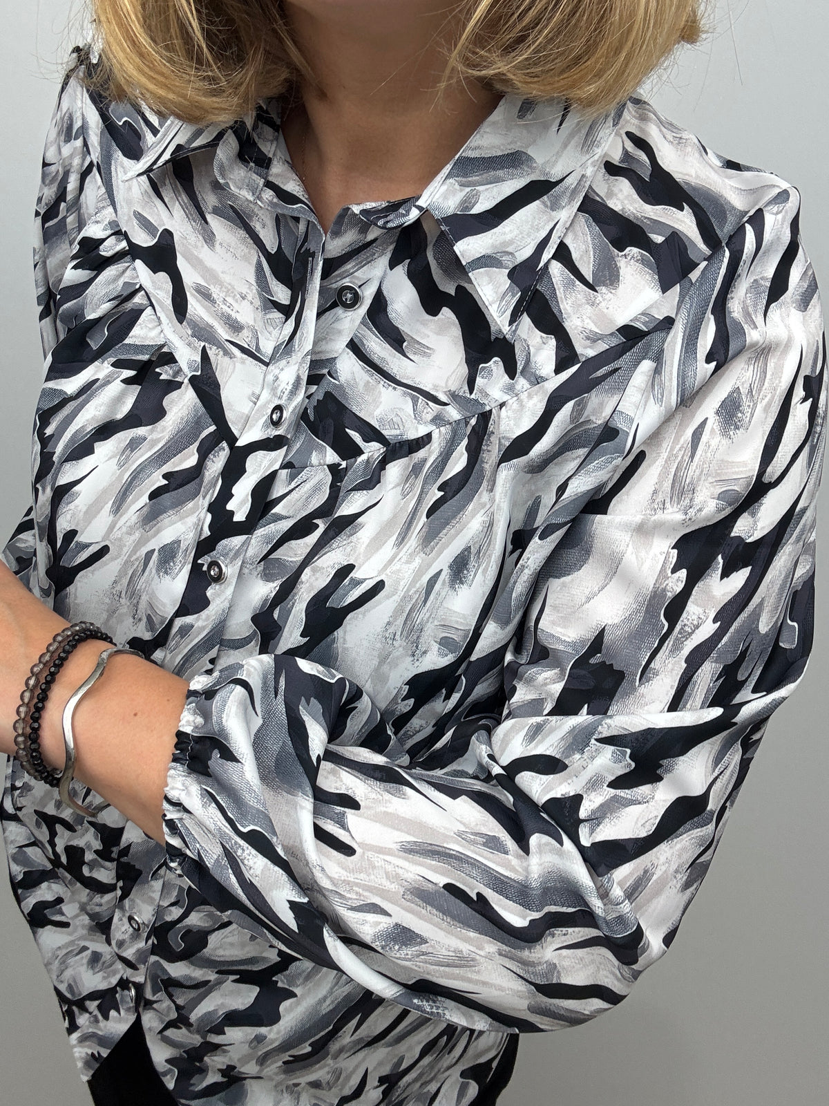TINA blouse with collar