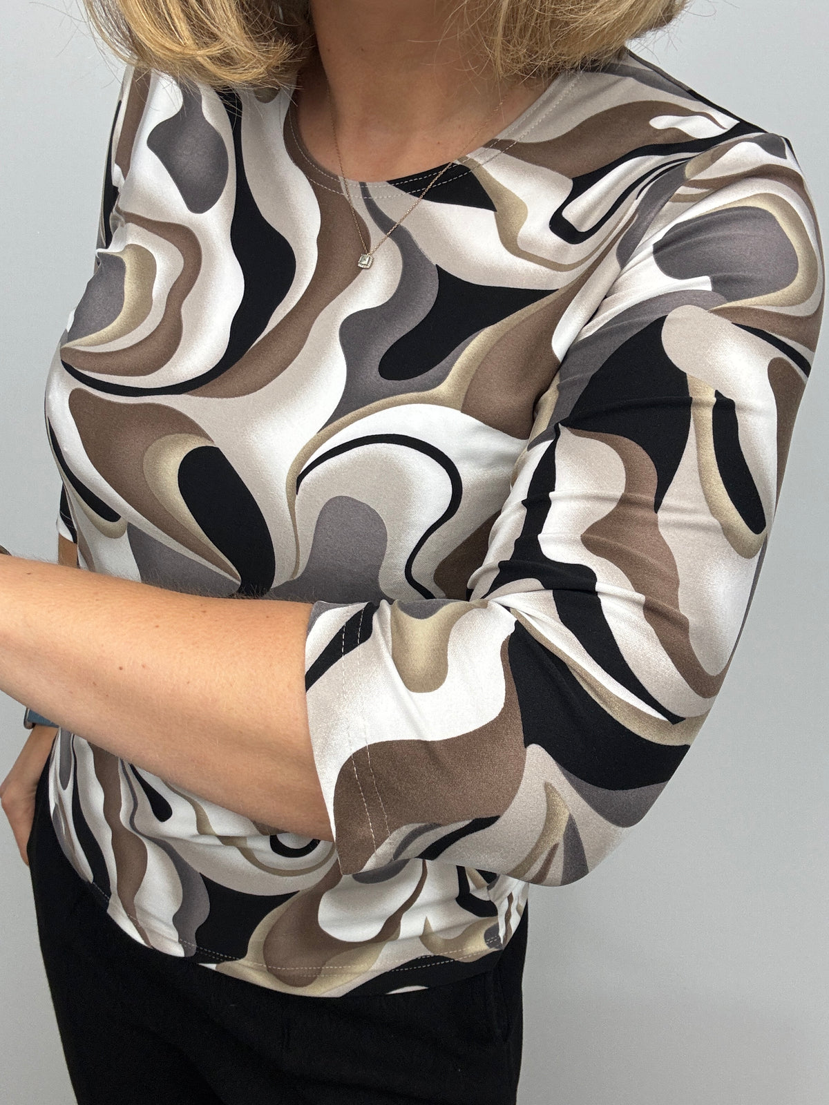 CLARA peachy feeling style top 3/4 sleeves