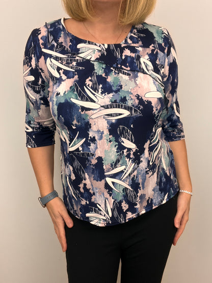 STACY top with turndown neckline