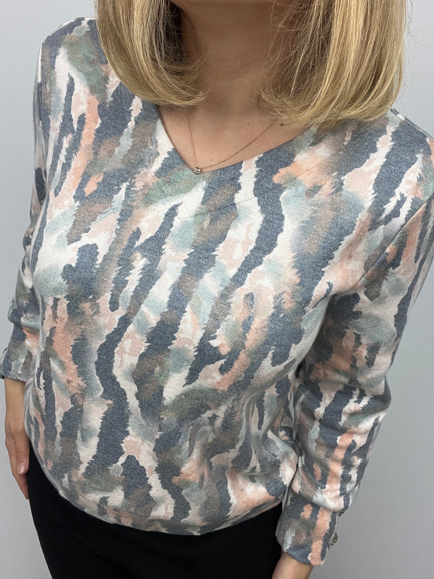 Sinead subtle v-neck soft jumper