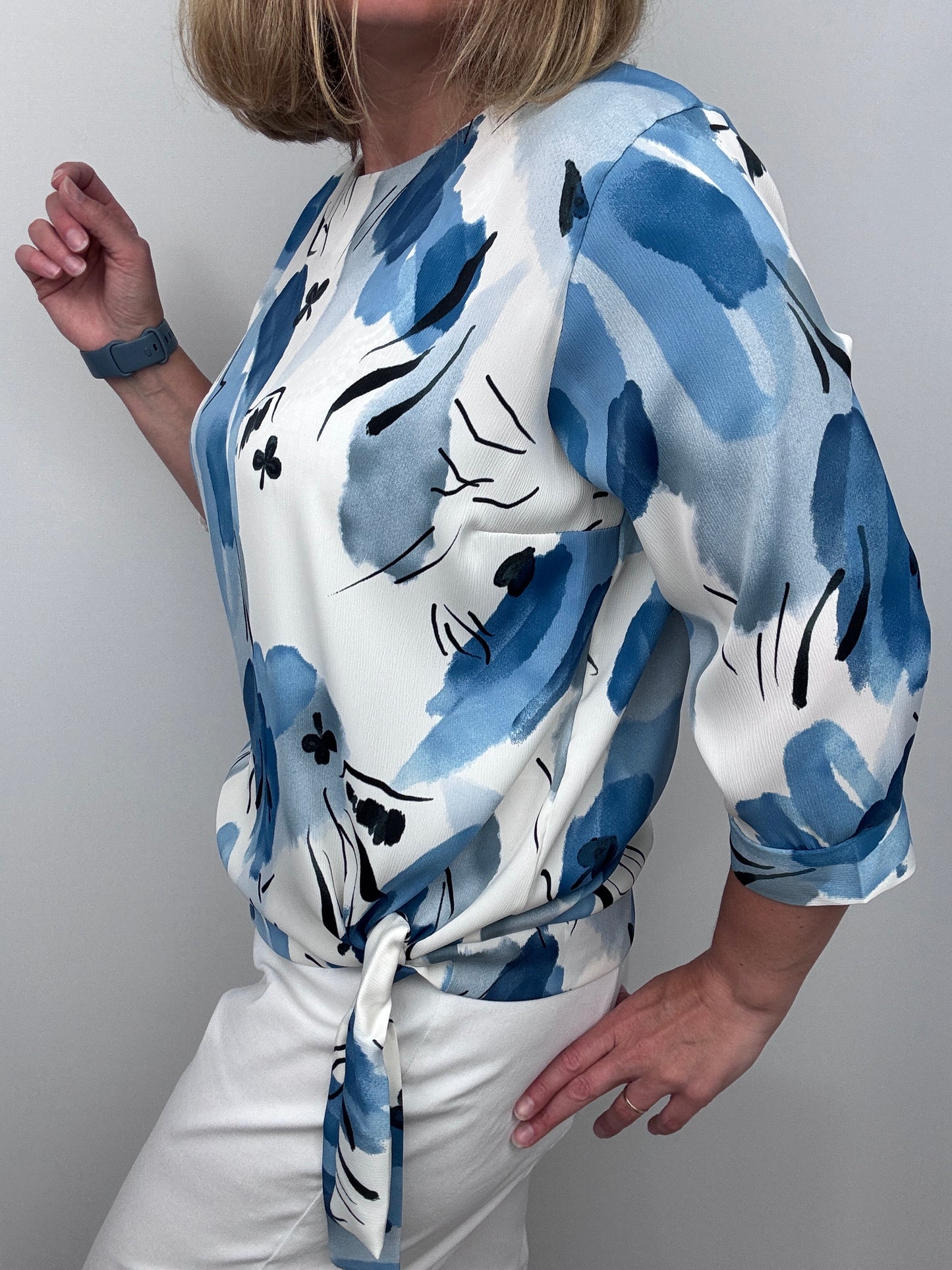 CAMERON tie-side top