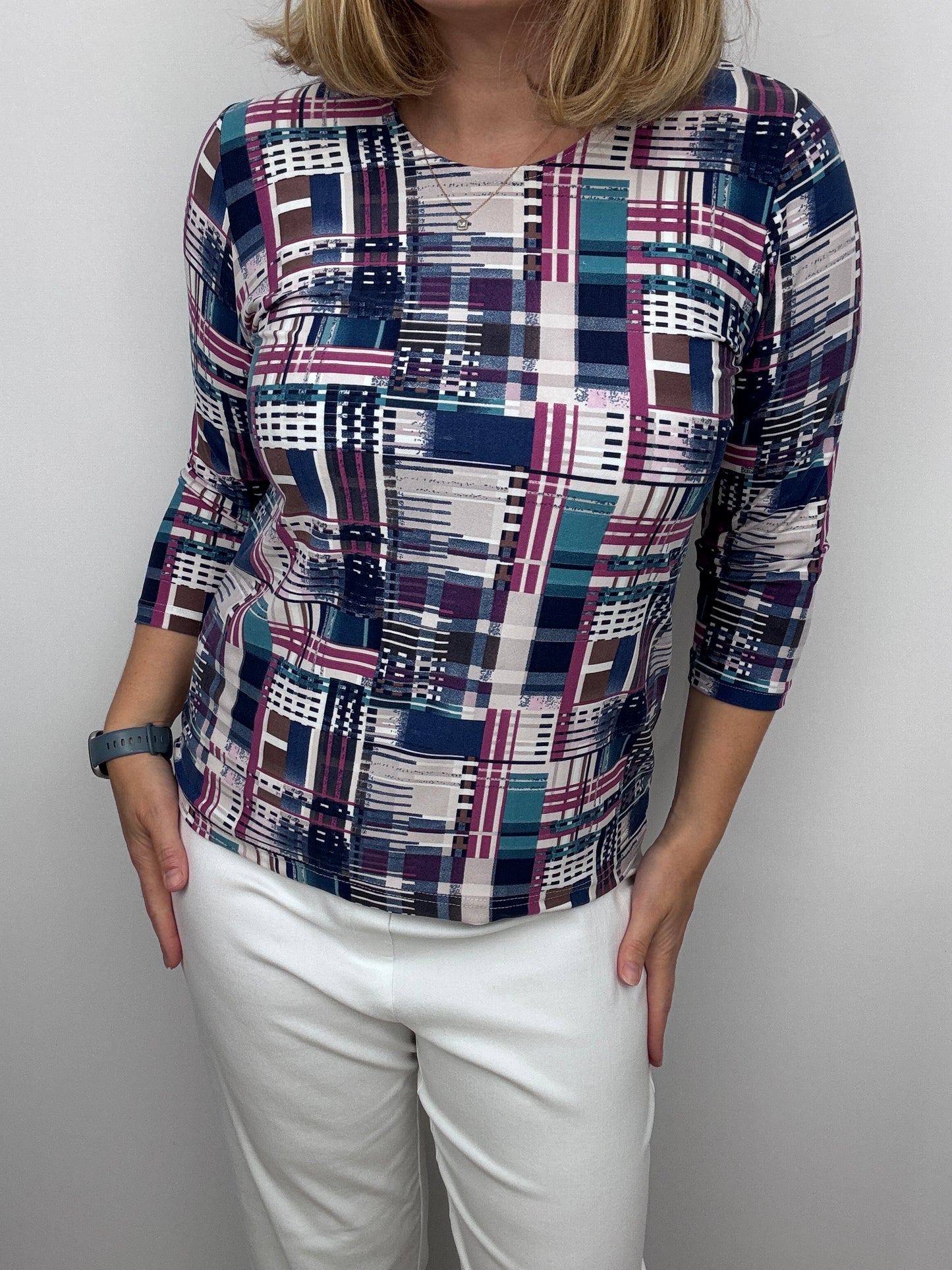 NICOLA peachy feeling style top 3/4 sleeves
