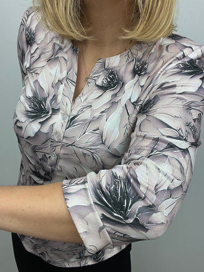 MADDY floral top with button detail
