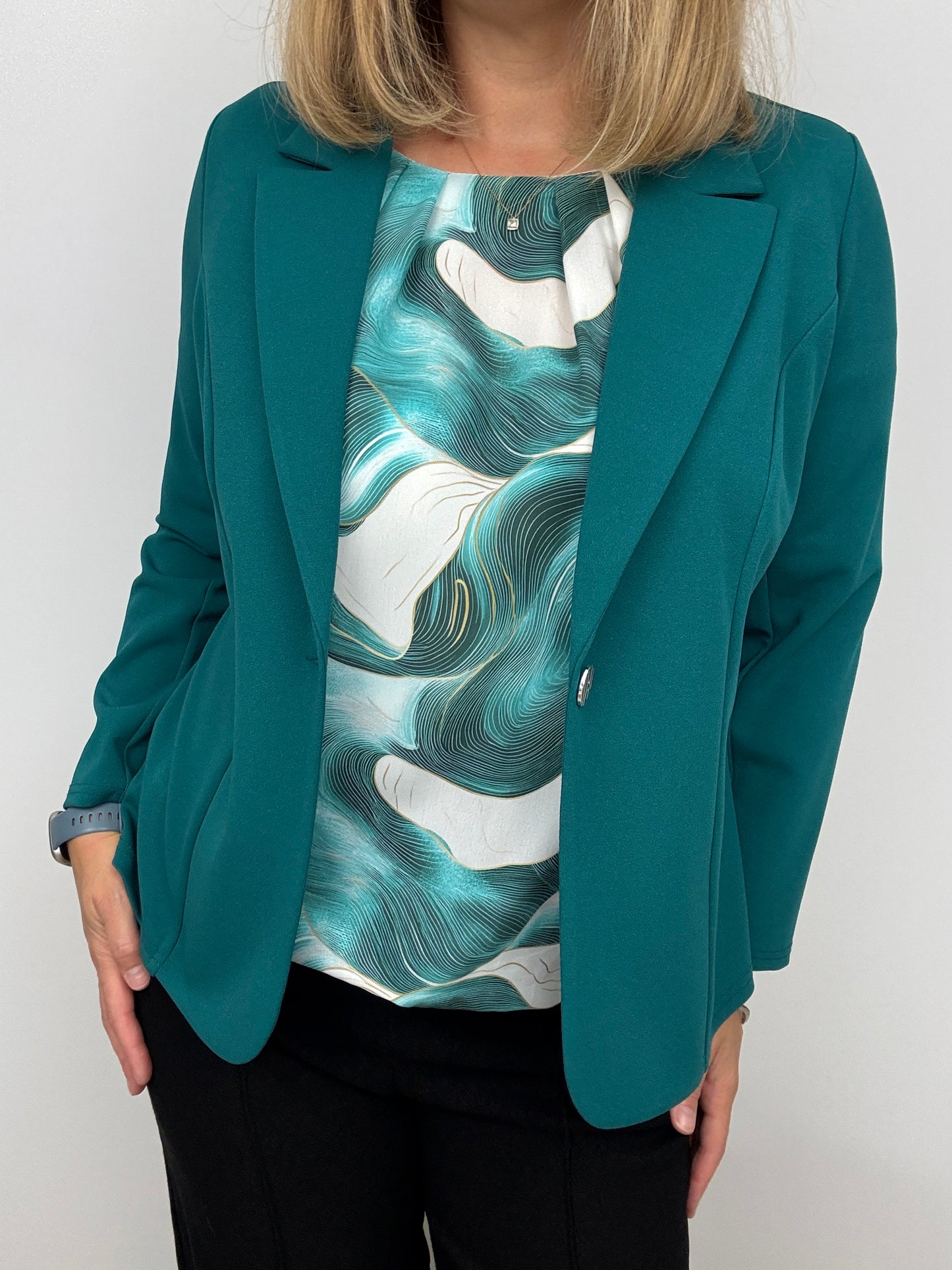 EVELYN top with gently elasticated hem