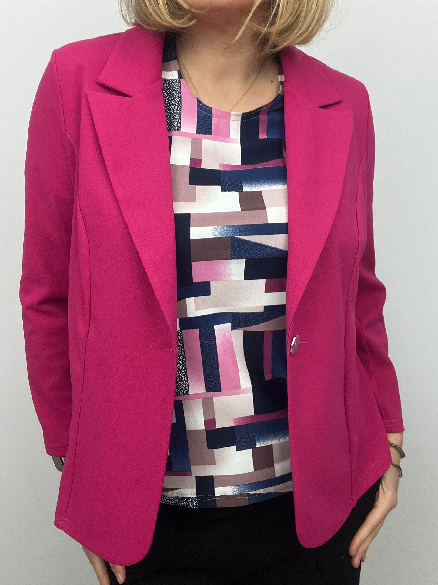 Fuchsia fabric jacket with lapel collar