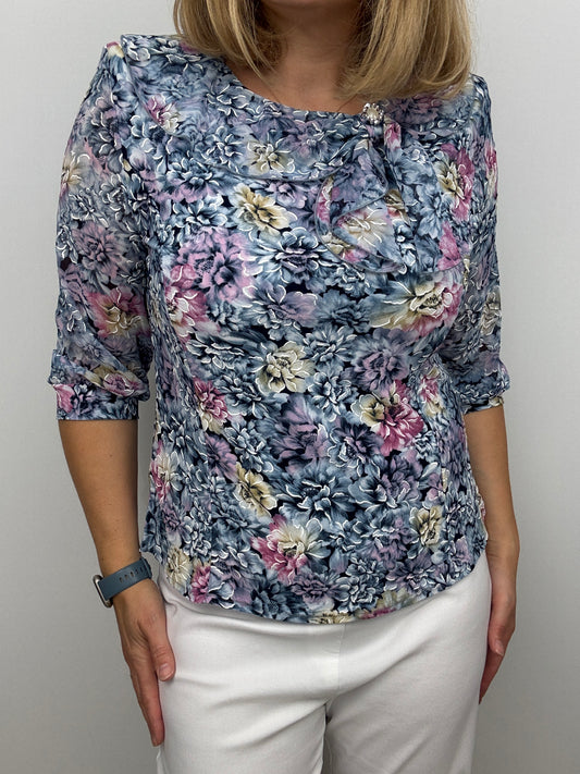 ABBEY top with bow detail at neckline
