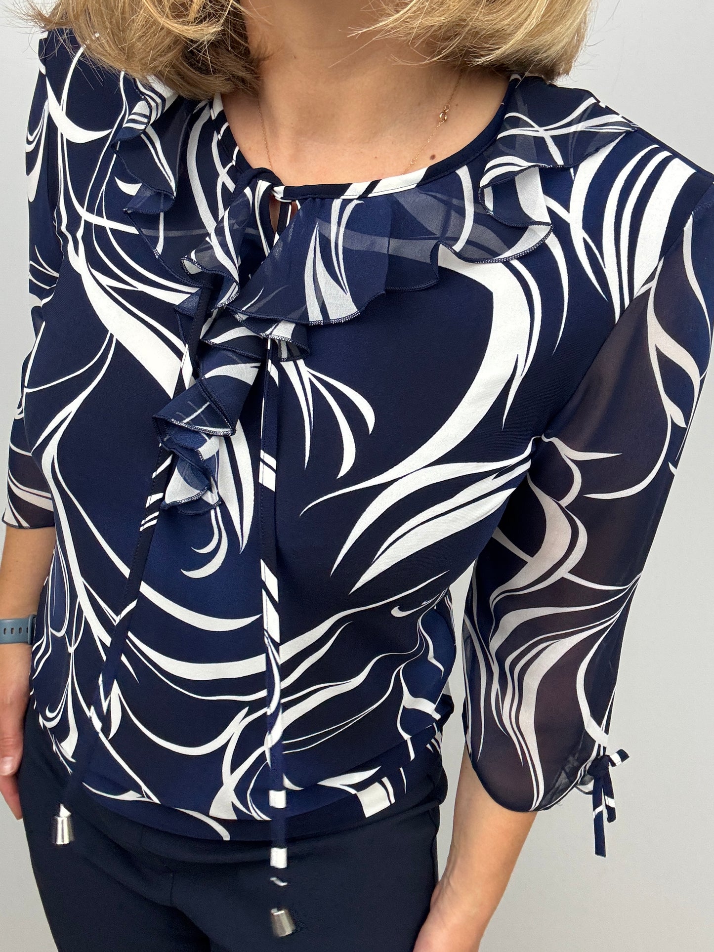 JOYCE ruffle top