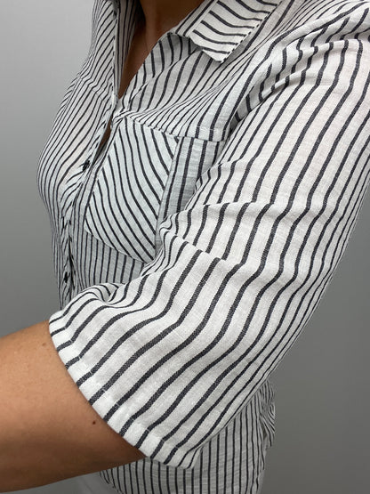EVIE cotton/linen button down blouse