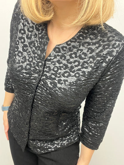 KATHLEEN black textured button down collarless blouse