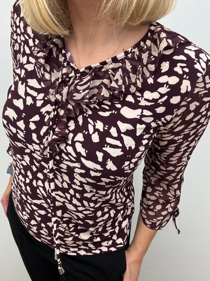 COLETTE burgundy ruffle top