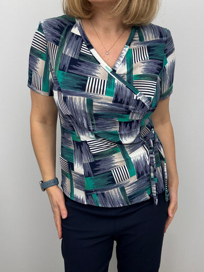 CLEO wrap top