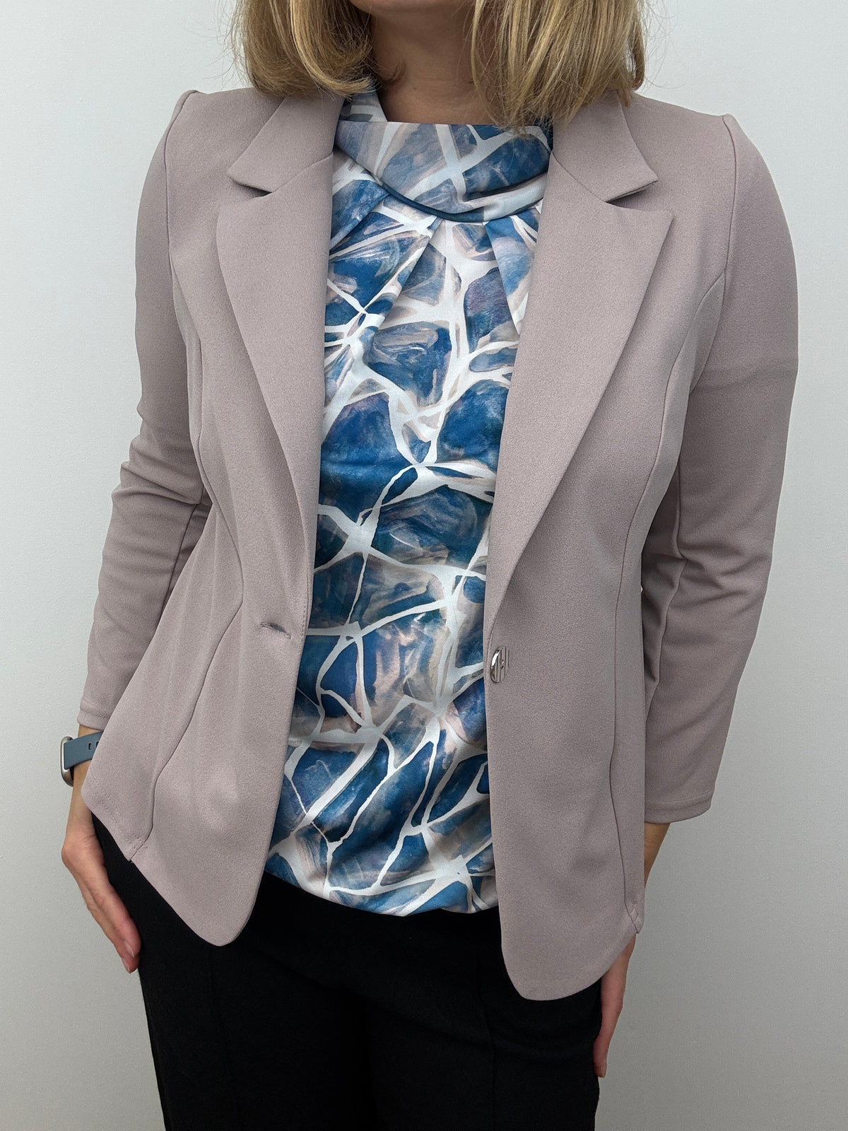 Mink pink fabric jacket with lapel collar