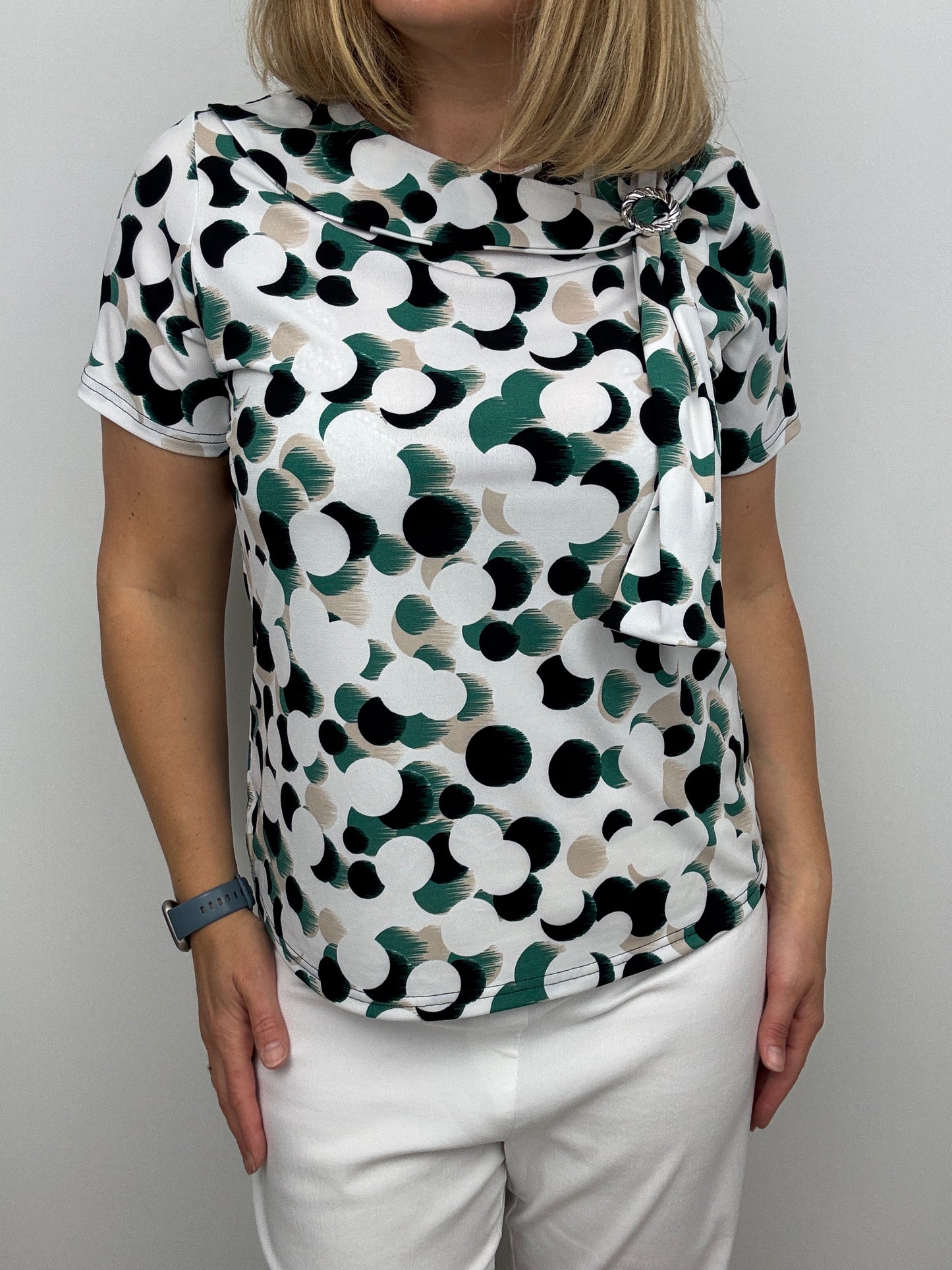 BONNIE top with brooch detail at neckline