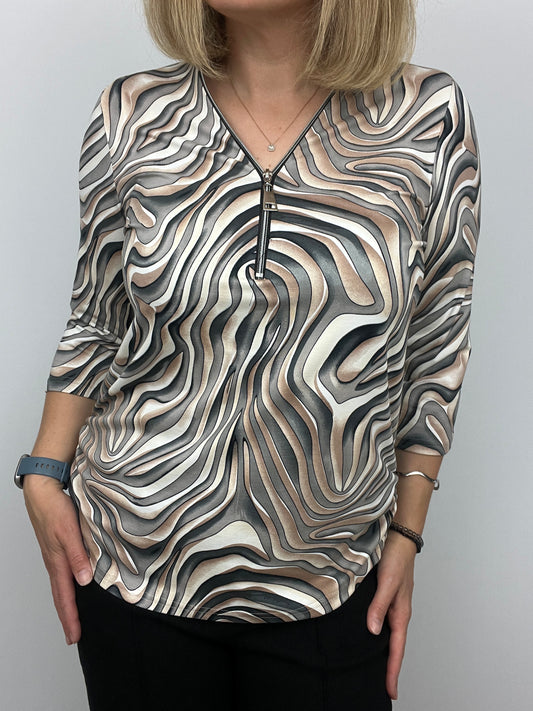 CARA zip top 3/4 sleeve