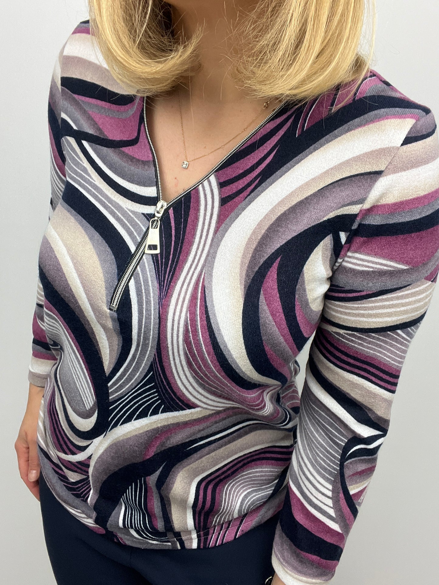 LAVENDER fine knit zip top sizes 12-26