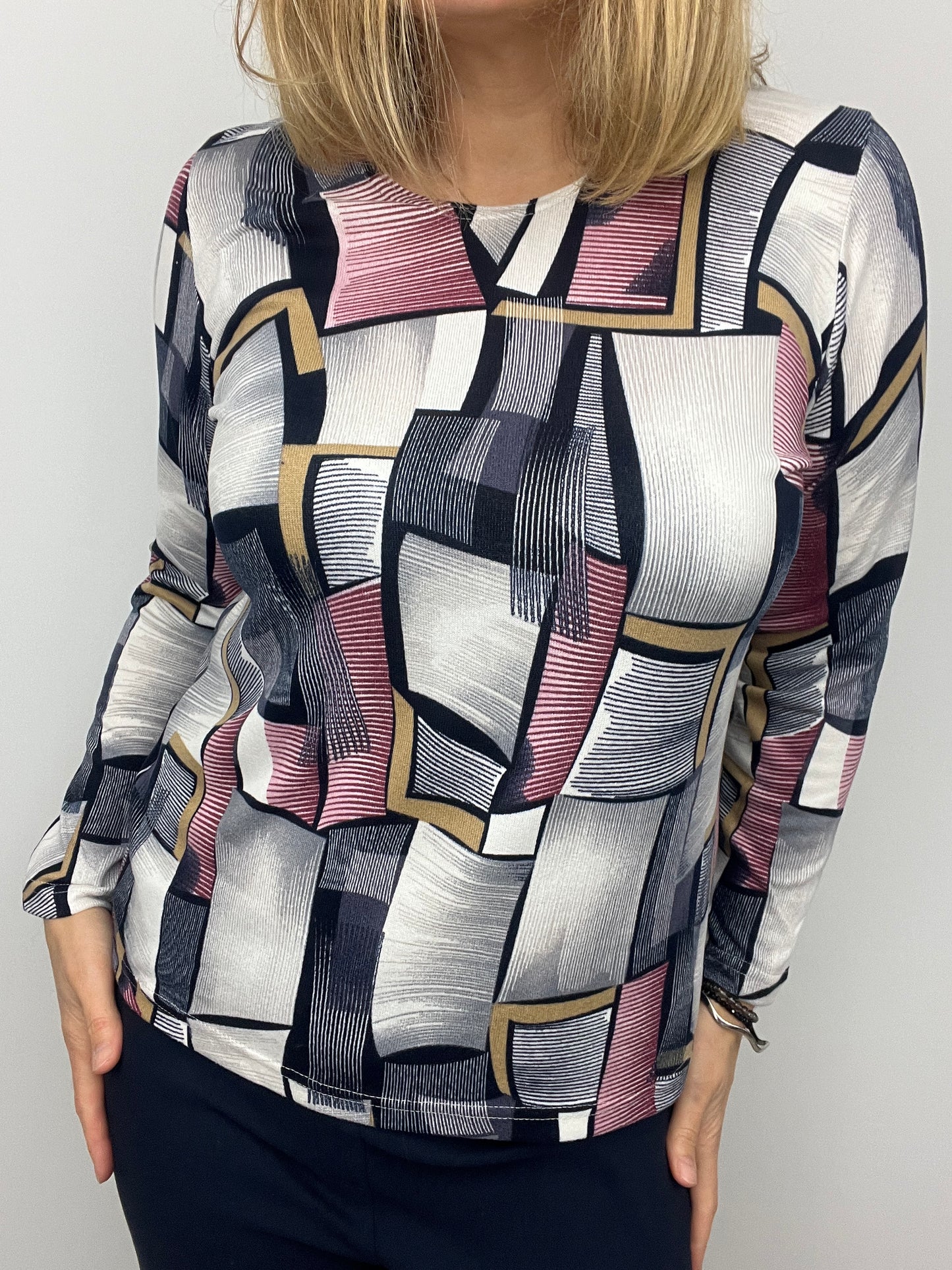 MARGOT fine knit style top long sleeve