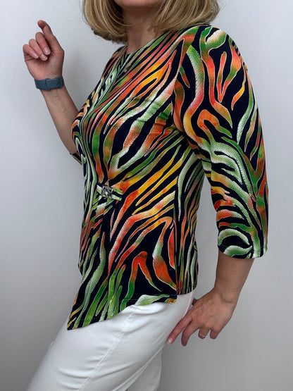 TRACEY round neck top with dipped hem