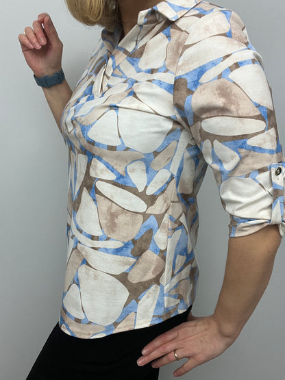 PATRICIA top with collar and V-neckline