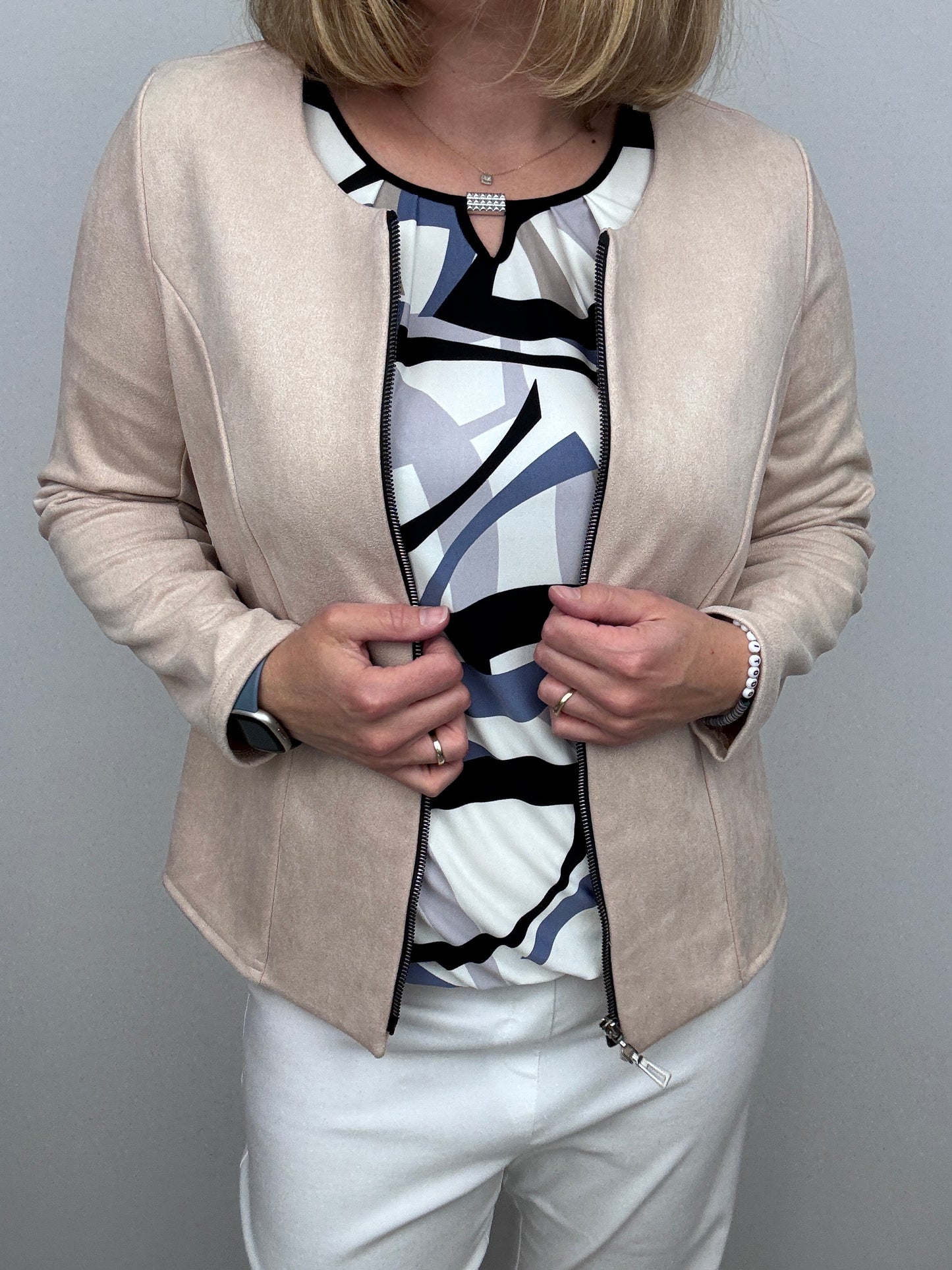 CELESTE top with gently elasticated hem
