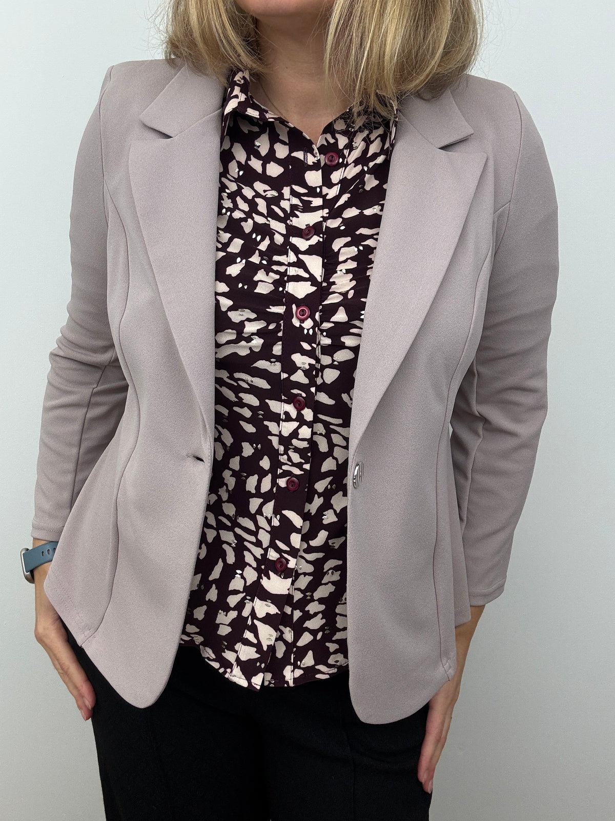 Mink pink fabric jacket with lapel collar