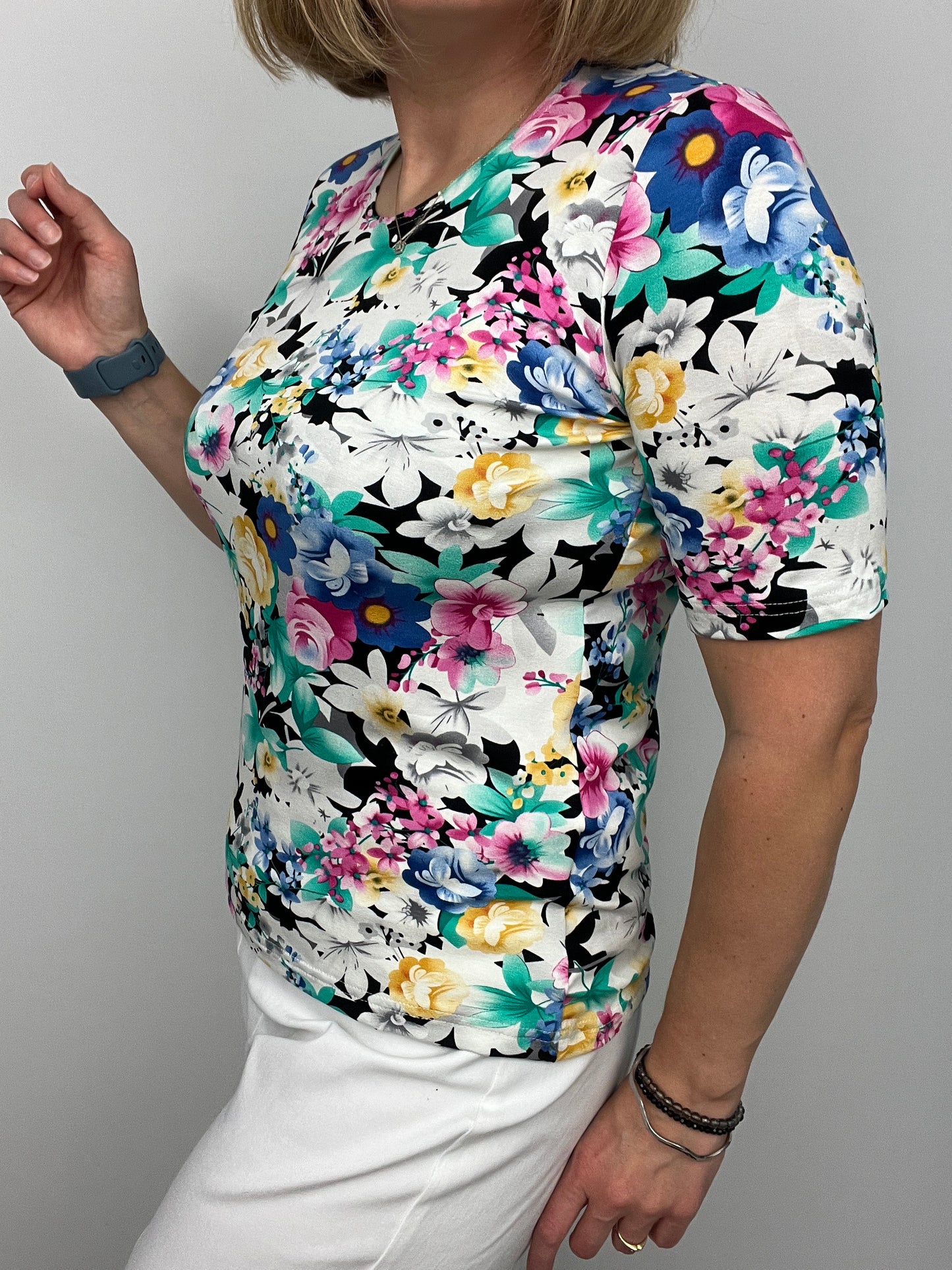 FLOWER BOUQUET cotton feel style top