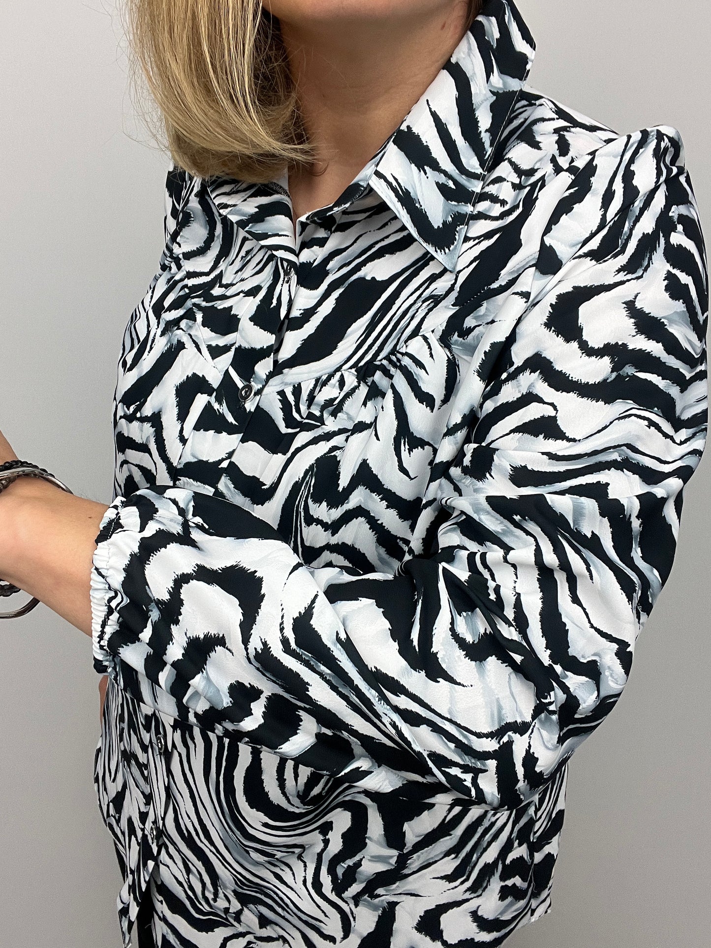 NOVA zebra print blouse