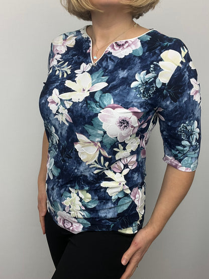 COLETTE Mini v-neck top