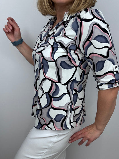 ASHLEY top with collar and V-neckline