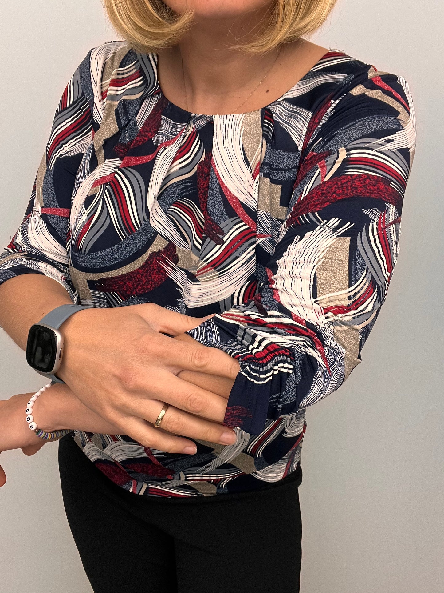 JOLIE relaxed fit top with wide band hem