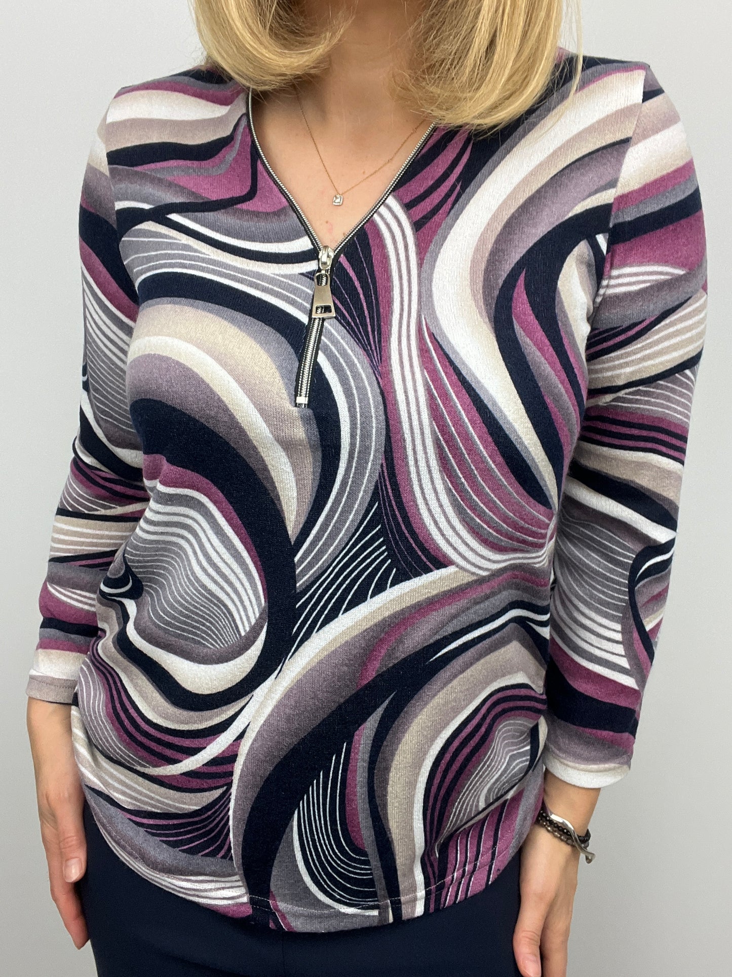 LAVENDER fine knit zip top sizes 12-26