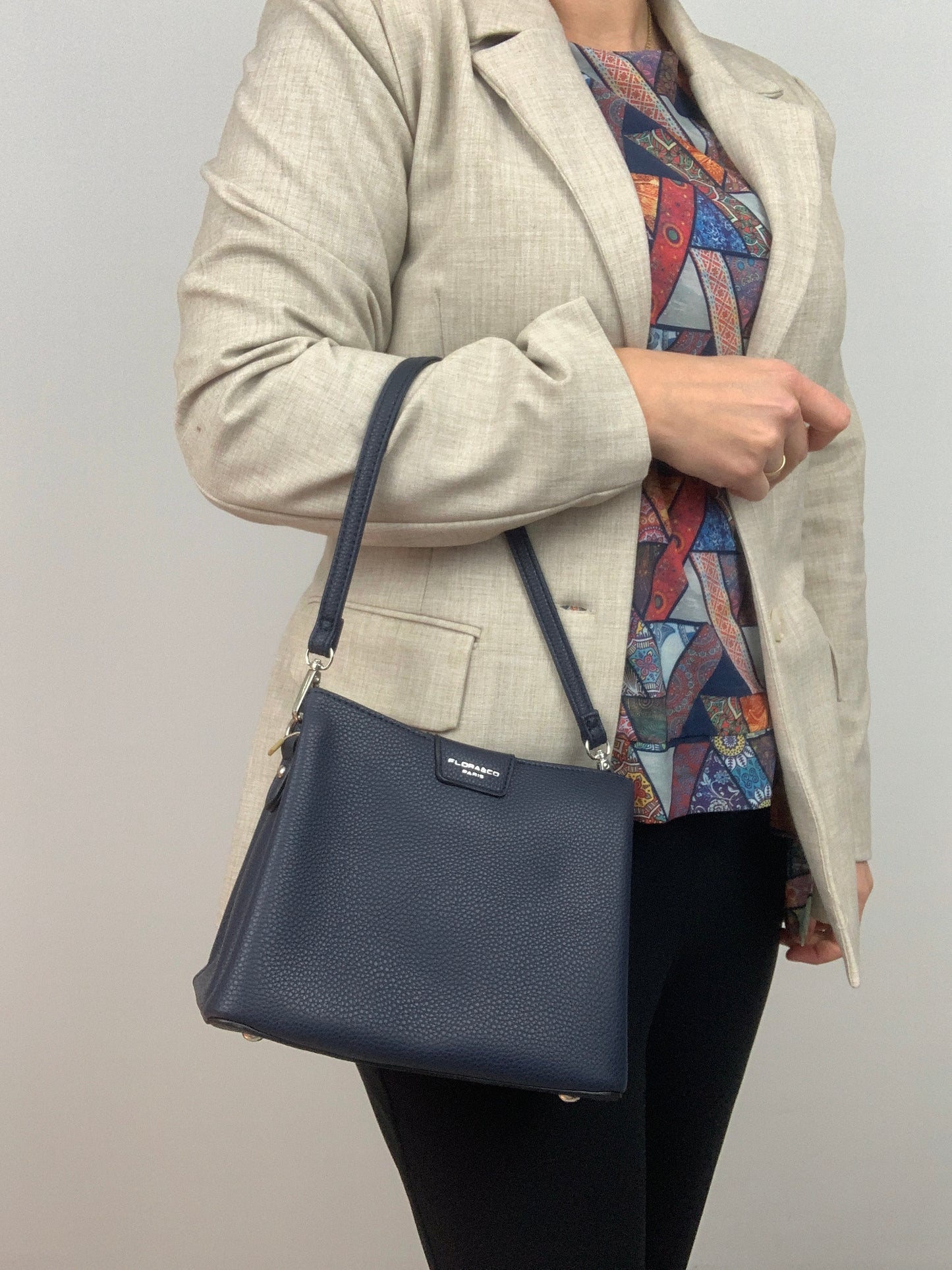 Amsterdam navy faux leather crossbody/ shoulder handbag I Selective Ireland