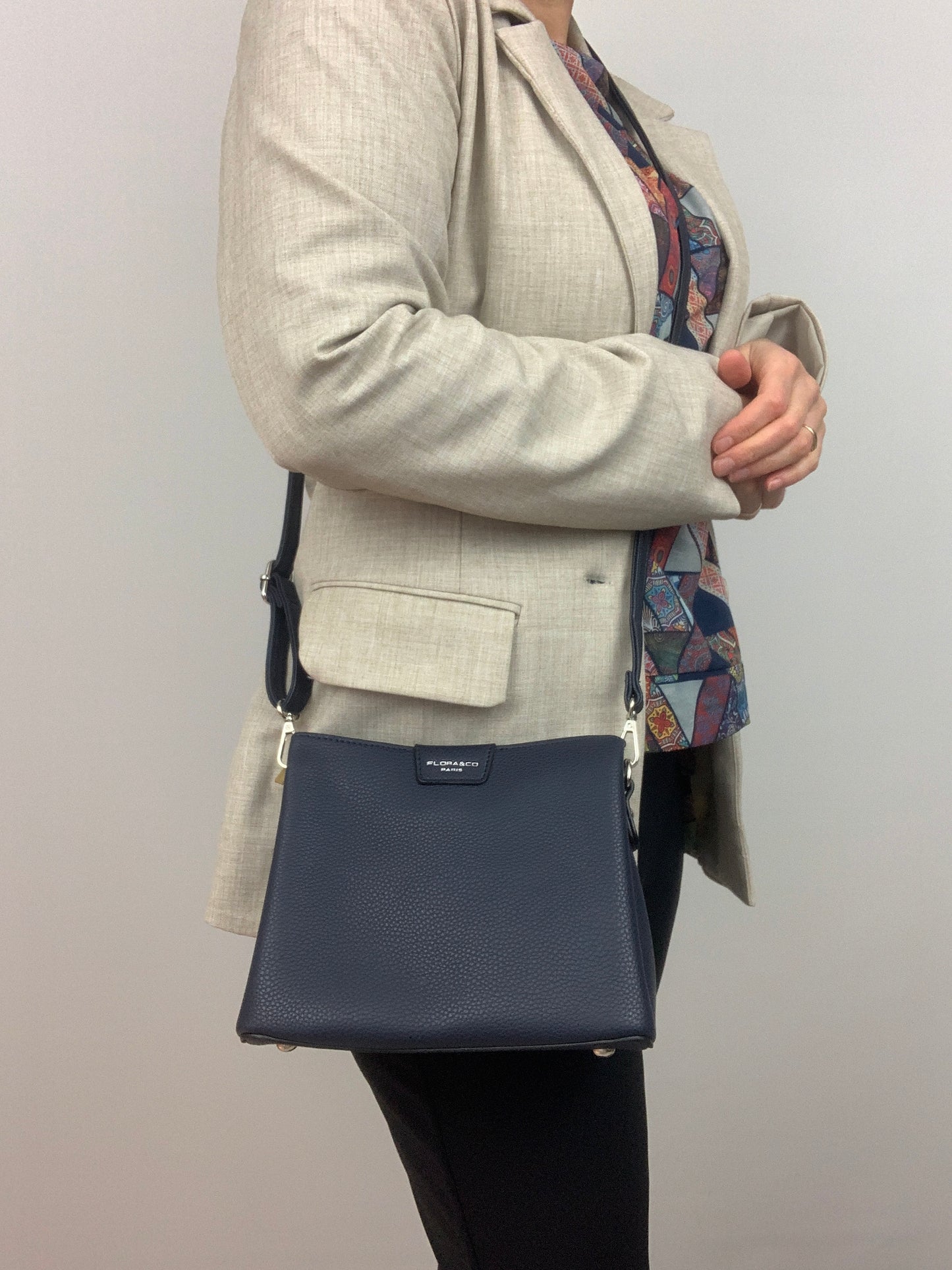 Amsterdam navy faux leather crossbody/ shoulder handbag I Selective Ireland