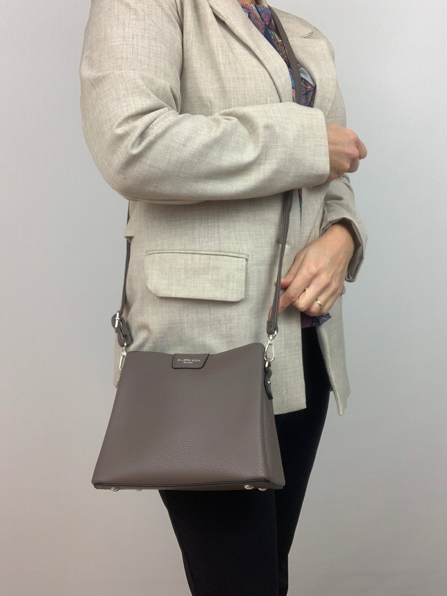 Amsterdam taupe faux leather crossbody/ shoulder handbag I Selective Ireland