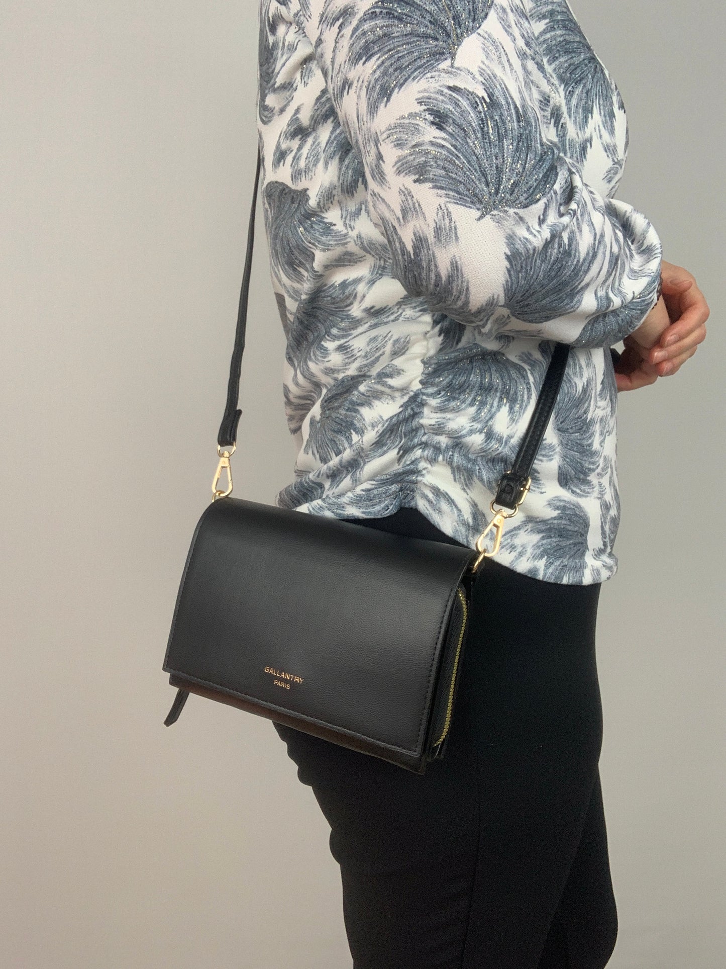 MUNICH BLACK - faux leather shoulder/crossbody bag small