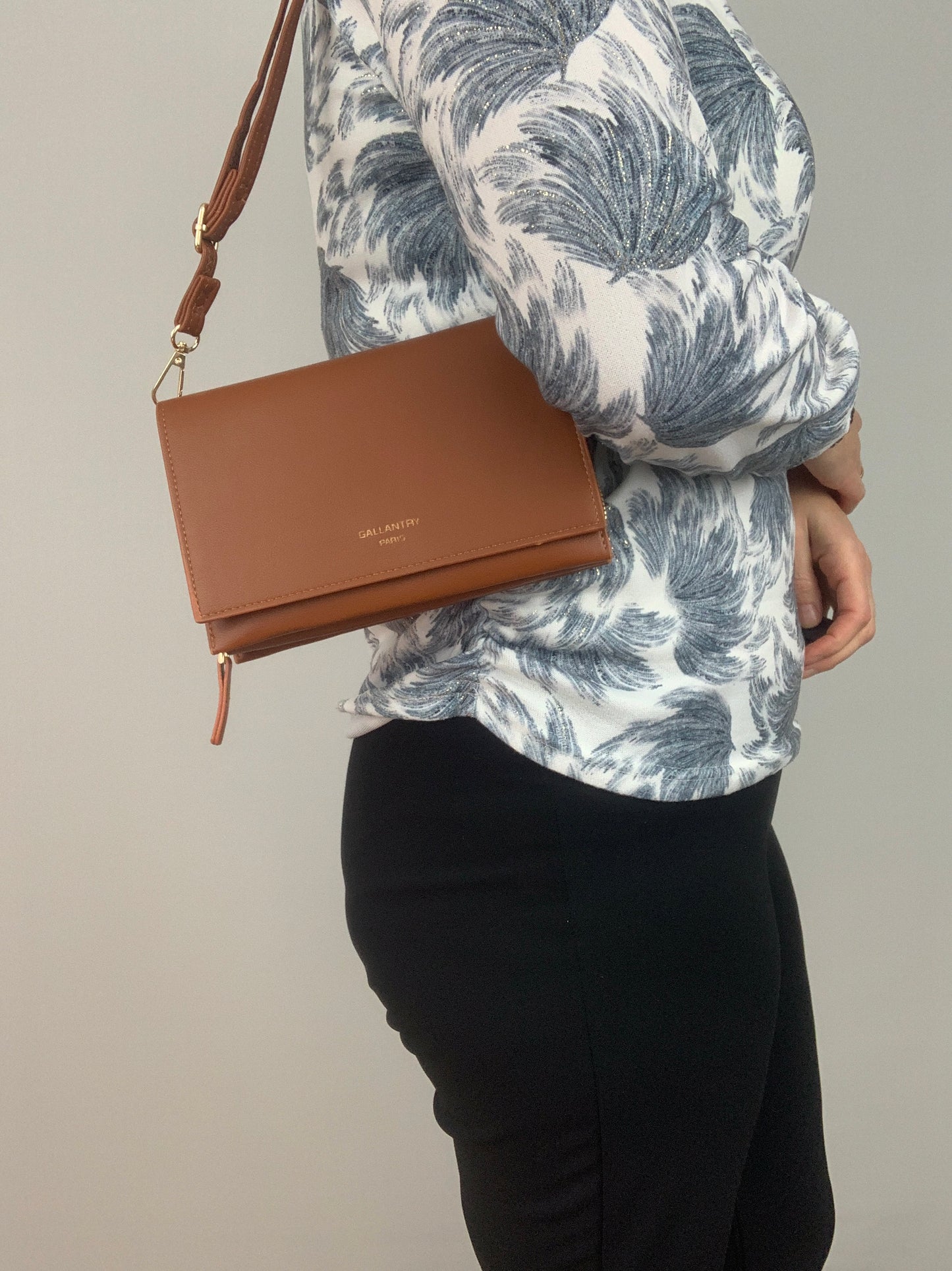 MUNICH BROWN - faux leather shoulder/crossbody bag small