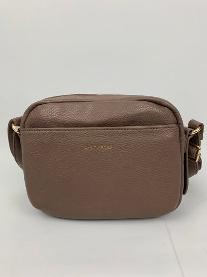 BUDAPEST BROWN - faux leather minimalistic crossbody bag