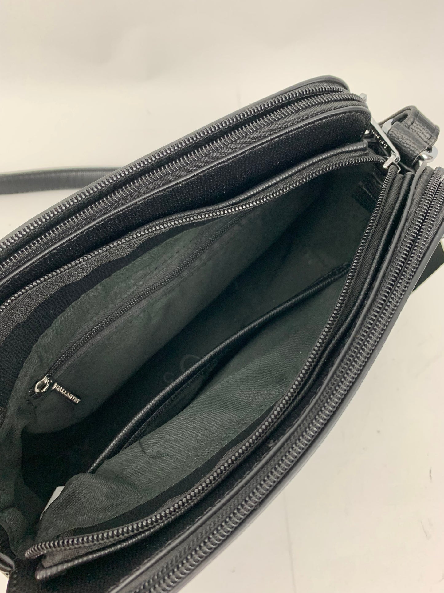 NEW JERSEY BLACK - faux leather middle size crossbody bag