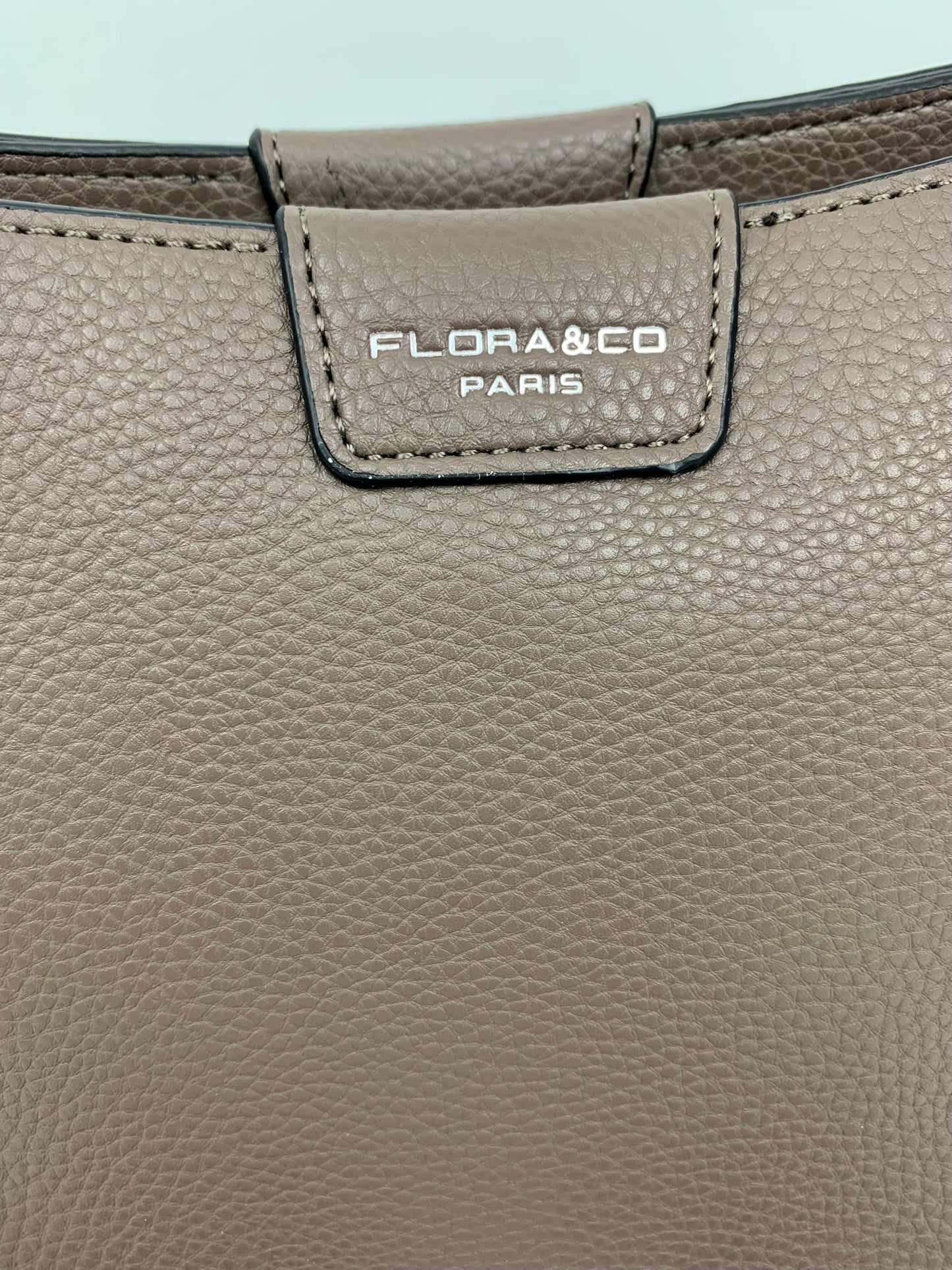 Amsterdam taupe faux leather crossbody/ shoulder handbag I Selective Ireland