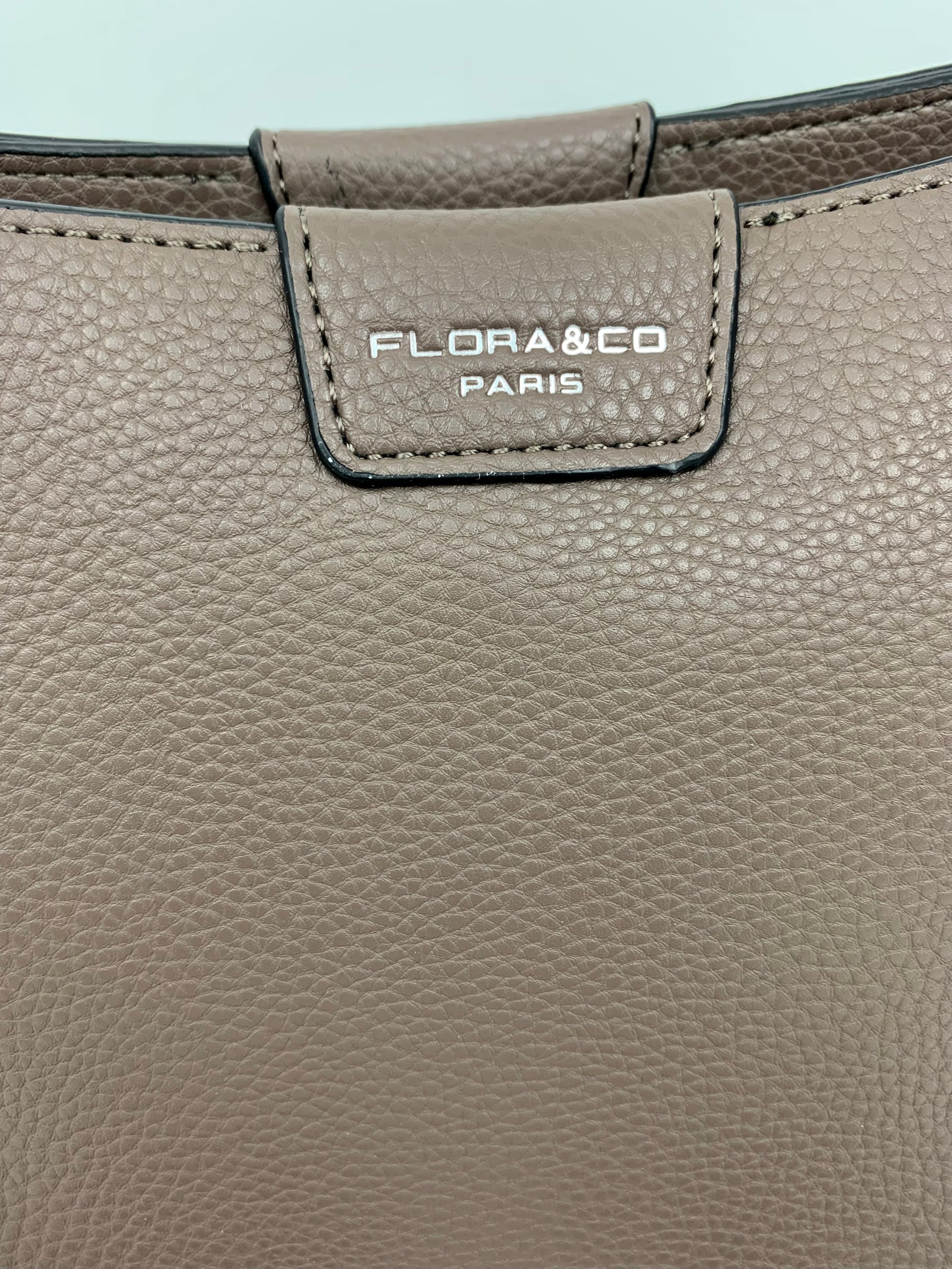 Amsterdam taupe faux leather crossbody/ shoulder handbag I Selective Ireland