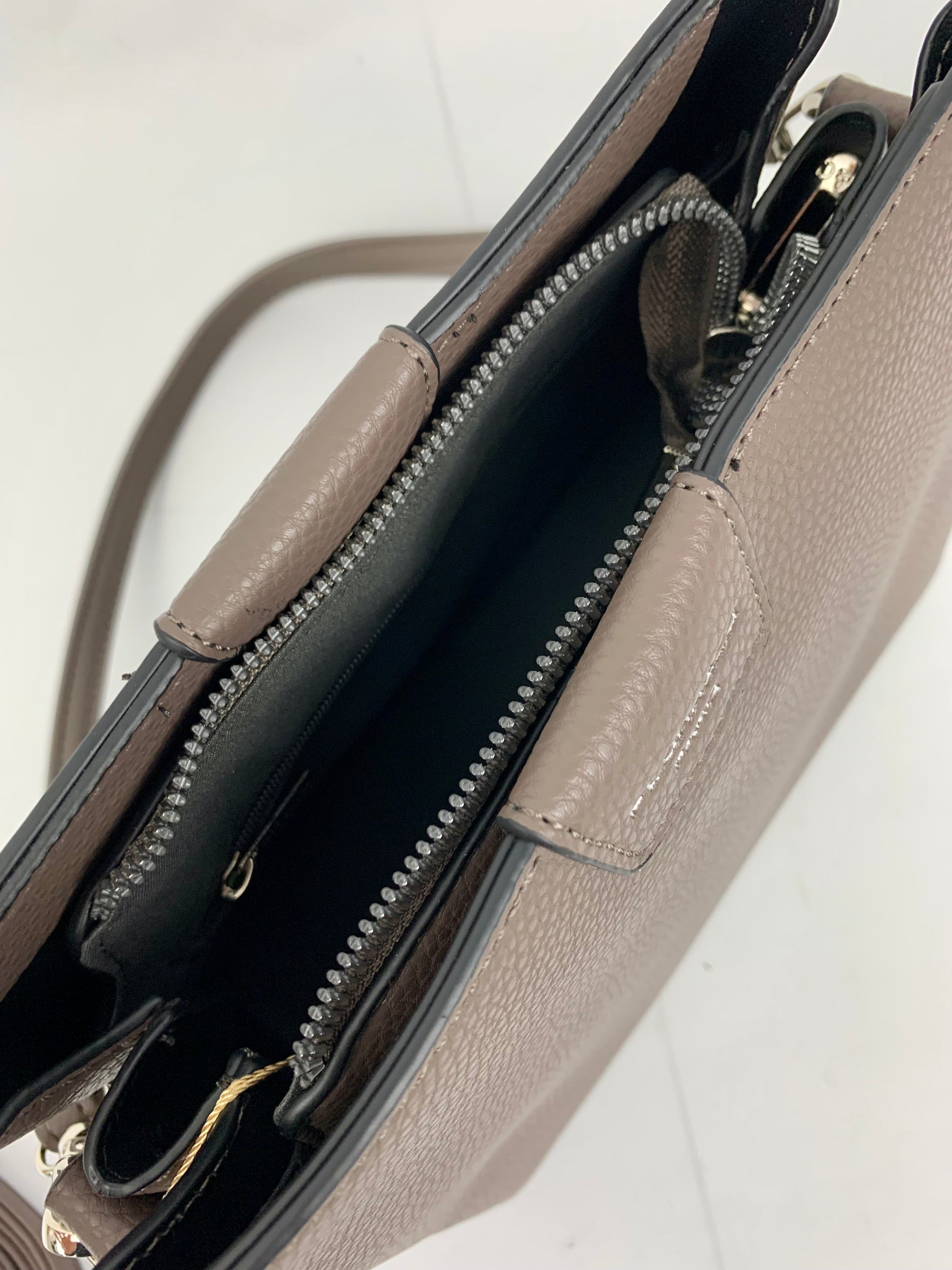 Amsterdam taupe faux leather crossbody/ shoulder handbag I Selective Ireland