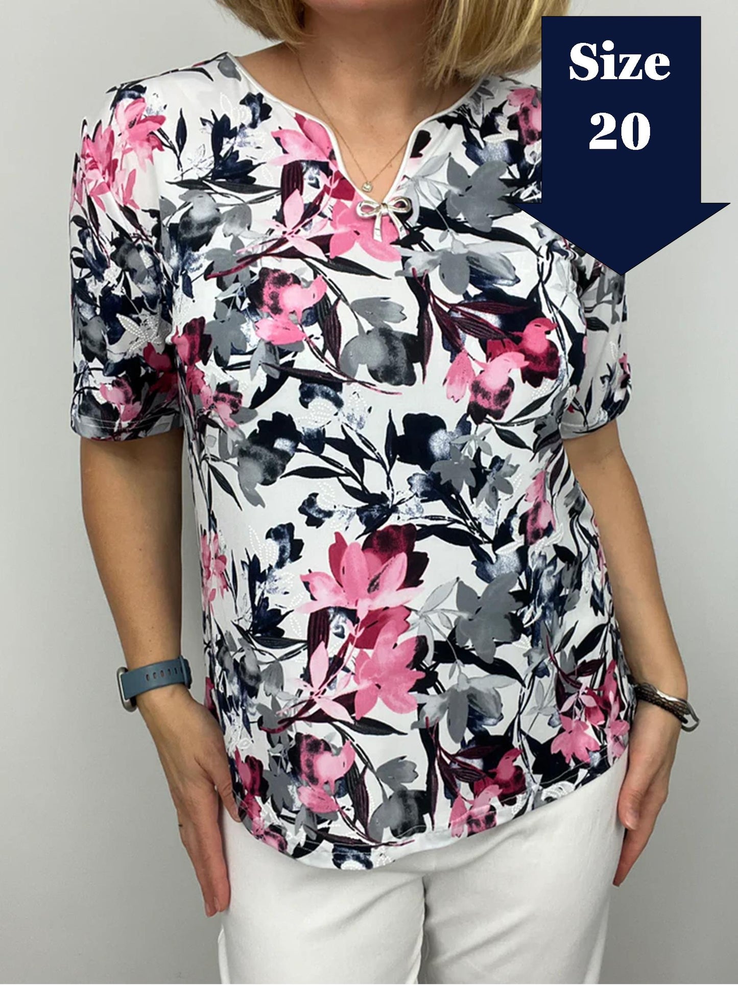 QUINN Mini v-neck top
